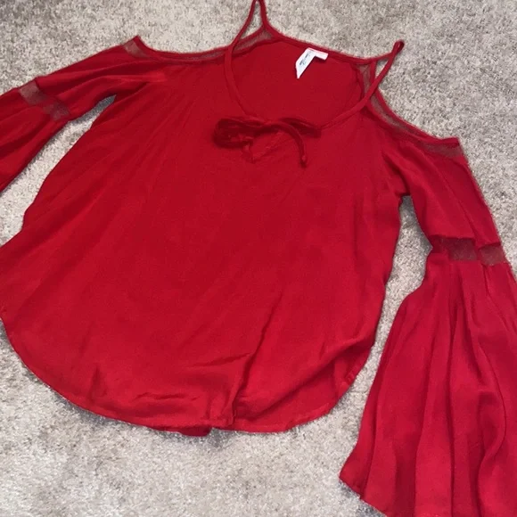 Other Follow Top - Picture 3 of 6